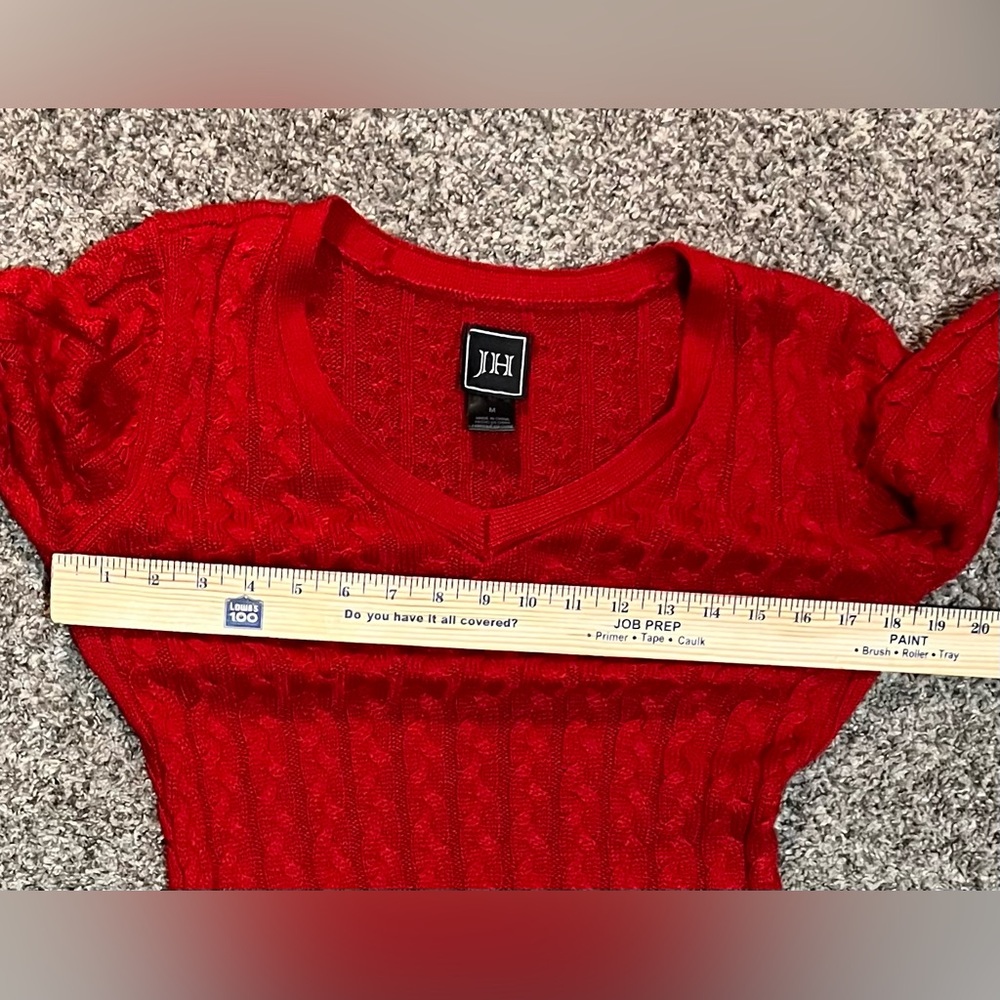 JH Women’s Red Long Sleeve Cable Kint Sweater Dress! Size Medium. - Picture 9 of 10